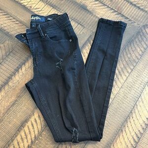 Indigo Rein Jeans Juniors Black Distressed Skinny Jean Curvy Size 3